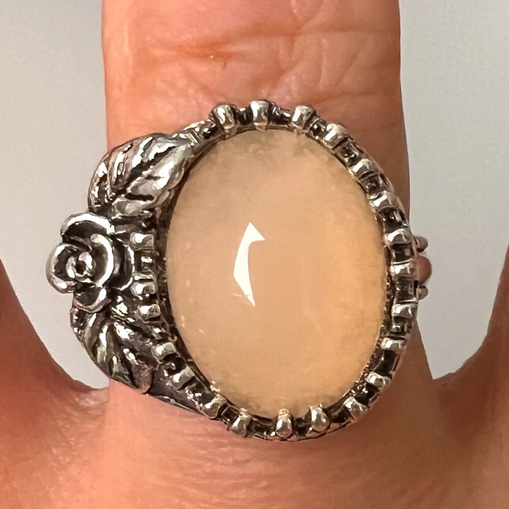 Peach Moonstone Rose Silver Plated Ring, Size 8